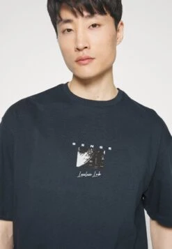 Pier One Sense Tee- Print T-Shirt - Dark Blue -Boutique Fashion Men's Discount Store b603fa303cad41eca4bdbcf3153eb53e