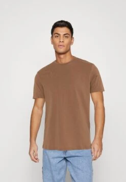 Pier One 7 Pack - Basic T-Shirt - Red/Silver/Royal Blue 17 Pier One 7 Pack - Basic T-Shirt - Red/Silver/Royal Blue -Boutique Fashion Men's Discount Store b9587192a5dd489fb0f00fb6cbd12bb1