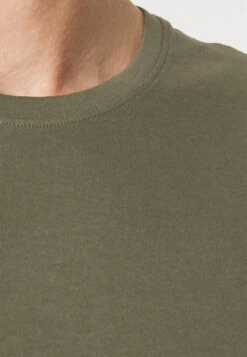 Pier One 2 Pack - Top - Black/Khaki -Boutique Fashion Men's Discount Store bd882977b4dd4e82ad06d1413148c577