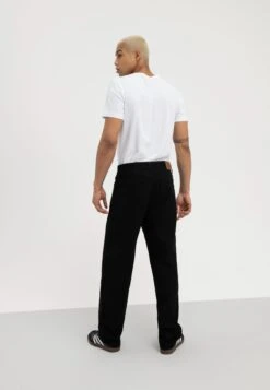 Pier One Relaxed Fit Jeans - Black Denim 8 Pier One Relaxed Fit Jeans - Black Denim -Boutique Fashion Men's Discount Store bf404b2702f147db8268635cd2118982