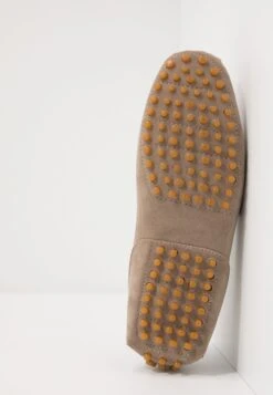 Pier One Unisex - Moccasins - Taupe -Boutique Fashion Men's Discount Store c5f4c97fe8f2408ba40fa709d094740e