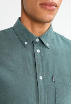 Pier One Shirt - Green 9 Pier One Shirt - Green -Boutique Fashion Men's Discount Store ce86ba9b12db471b93561d939a36f677