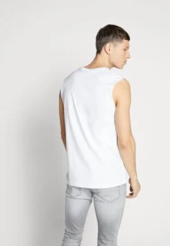 Pier One 2 Pack - Top - White/Black 7 Pier One 2 Pack - Top - White/Black -Boutique Fashion Men's Discount Store d0b4dab63b5548078a8543a3eca09f0c