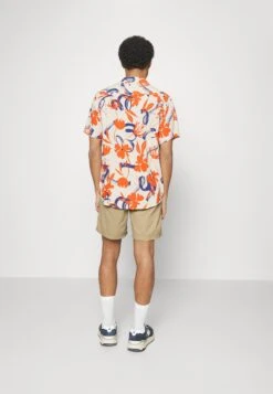 Pier One Shorts - Tan 7 Pier One Shorts - Tan -Boutique Fashion Men's Discount Store d4b95d4f2e68415b9afb3c8a293a00a7