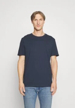 Pier One 3 Pack - Basic T-Shirt - Dark Blue/Beige/Dark Brown -Boutique Fashion Men's Discount Store d53bbfaf06ab4e218365325b7c50a8e2