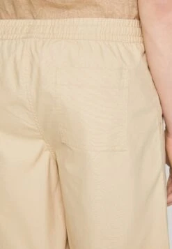 Pier One Shorts - Off-White 9 Pier One Shorts - Off-White -Boutique Fashion Men's Discount Store d6cc0af564044bfeb168158cc2b2d35e