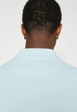 Pier One 3 Pack - Polo Shirt - Light Blue/Blue/Dark Blue 11 Pier One 3 Pack - Polo Shirt - Light Blue/Blue/Dark Blue -Boutique Fashion Men's Discount Store dc8d7078be0349f2a66422bd4f6d92ae