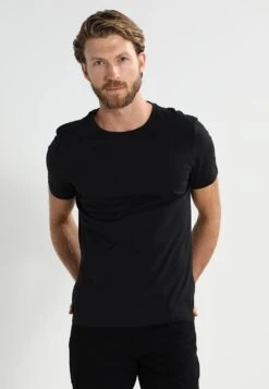 Pier One 2 Pack - Basic T-Shirt - Black -Boutique Fashion Men's Discount Store dee66c7e2e734d18983e6a98b1cdab15