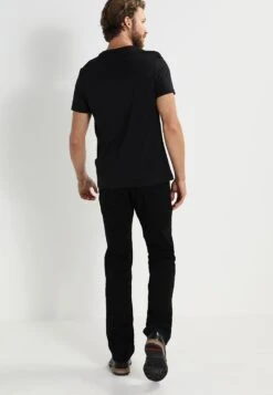 Pier One 2 Pack - Basic T-Shirt - Black -Boutique Fashion Men's Discount Store e8cfb319e7df47a68a9ff2b69125007e