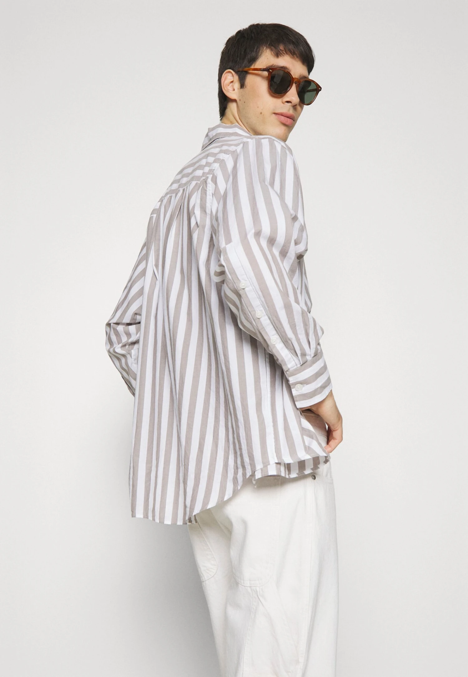 Pier One Carpenter Colored Twill- Straight Leg Jeans - Off-White 5 Pier One Carpenter Colored Twill- Straight Leg Jeans - Off-White - Image 5